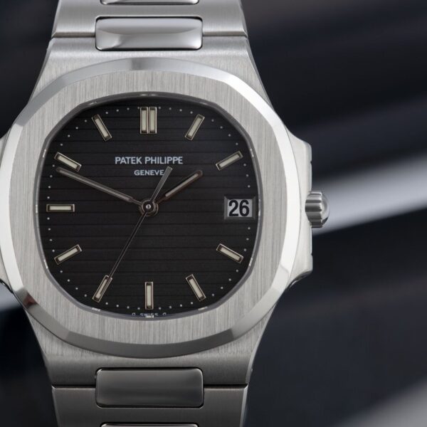 Patek Philippe Nautilus 3900-001 For Gents